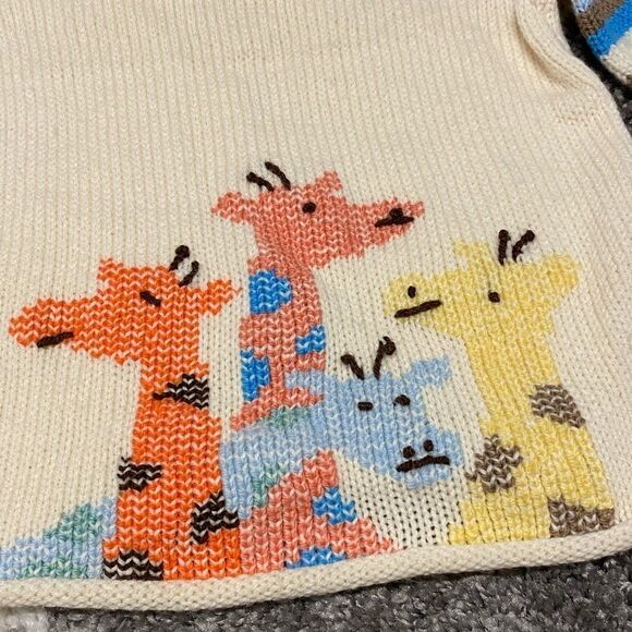 HANDMADE Knit Giraffe Sweater - Picture 6 of 6
